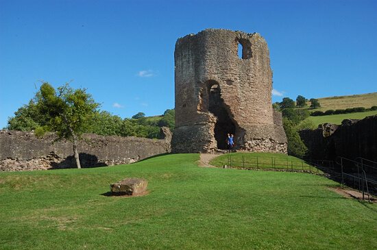 Skenfrith-Castle